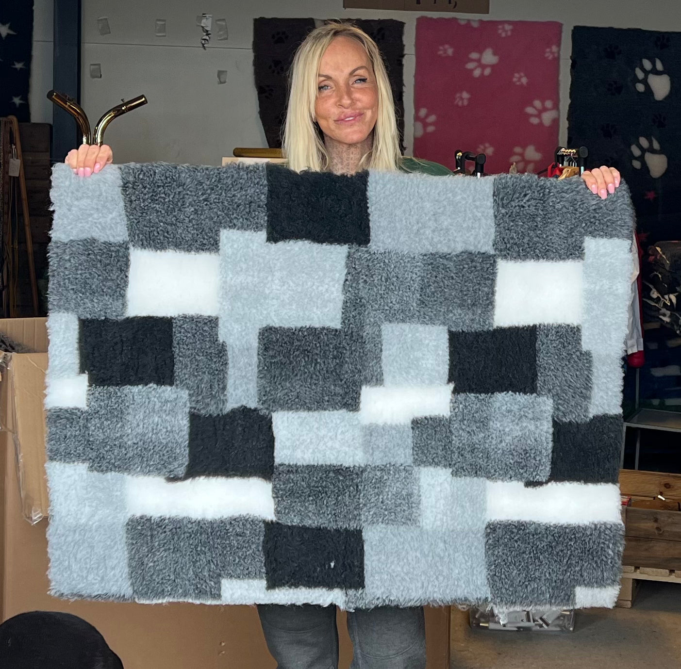 Vetbed: Grey Patchwork